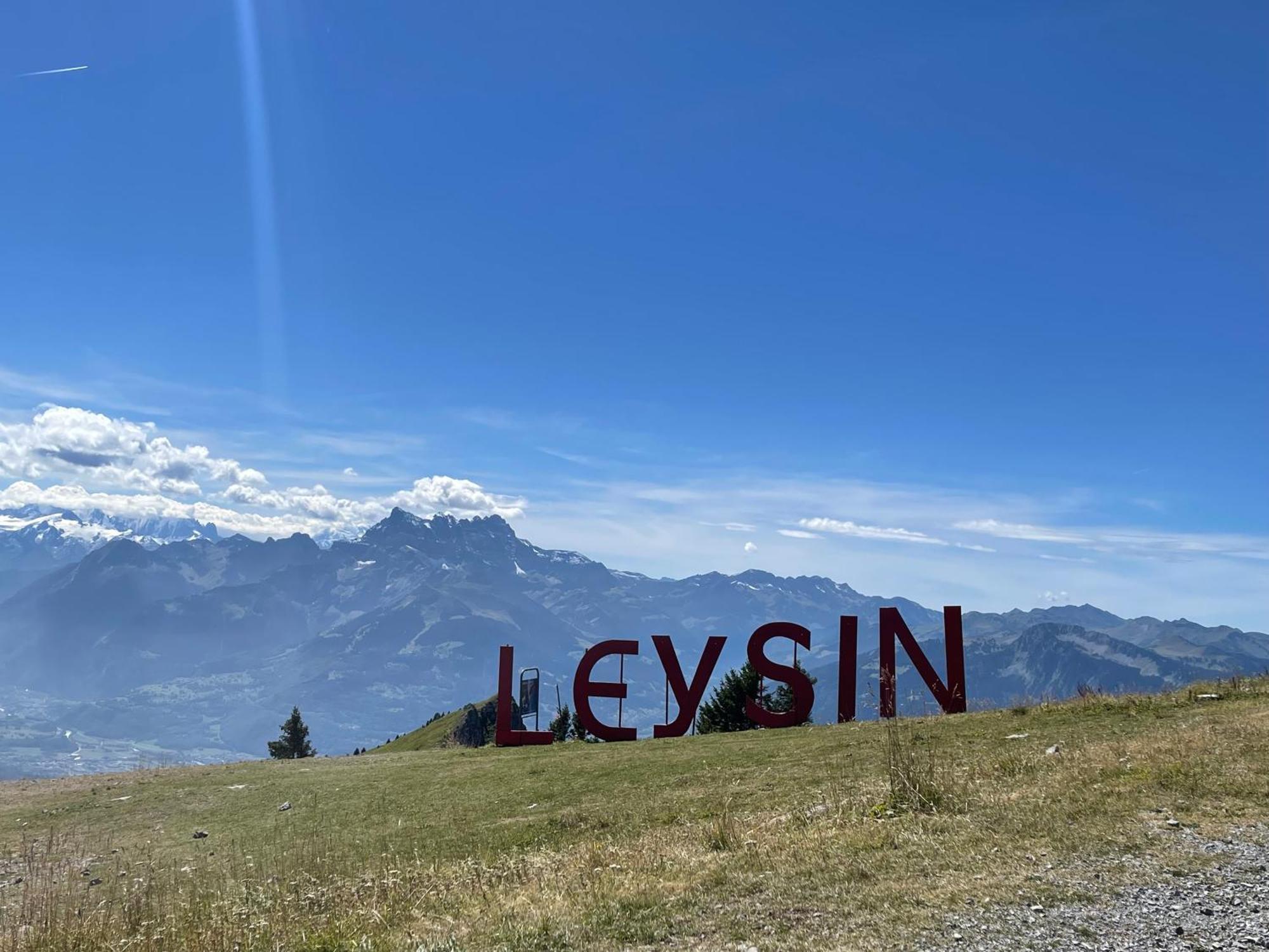 Charmant Appartement Au Vagabond Leysin Zewnętrze zdjęcie