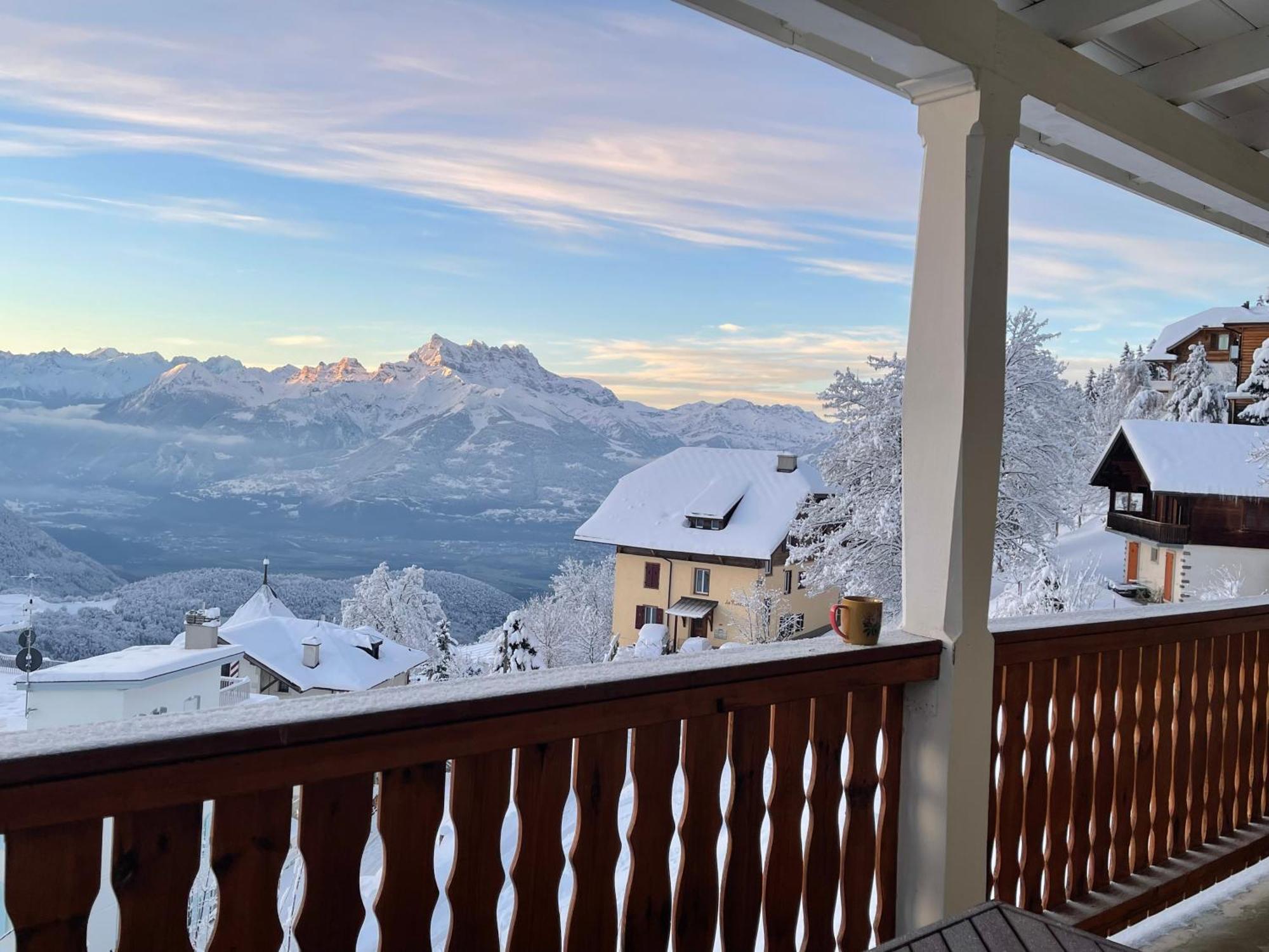 Charmant Appartement Au Vagabond Leysin Zewnętrze zdjęcie